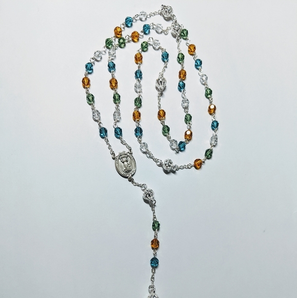 Meet your Posher, Kimberly (and Abbycat) - Picture 2 of 6